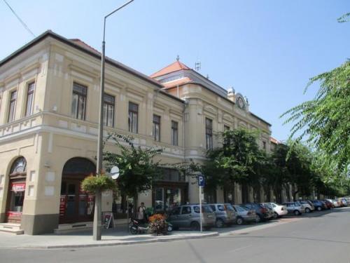 Kihelyezett elnökségi ülés és kiállítás Kalocsán