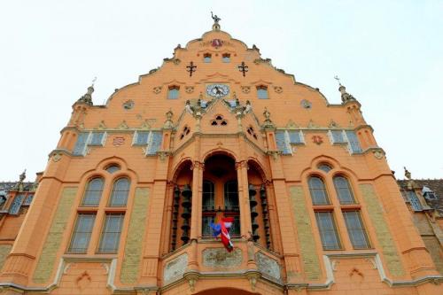 Városháza épületbejárása - Kecskemét